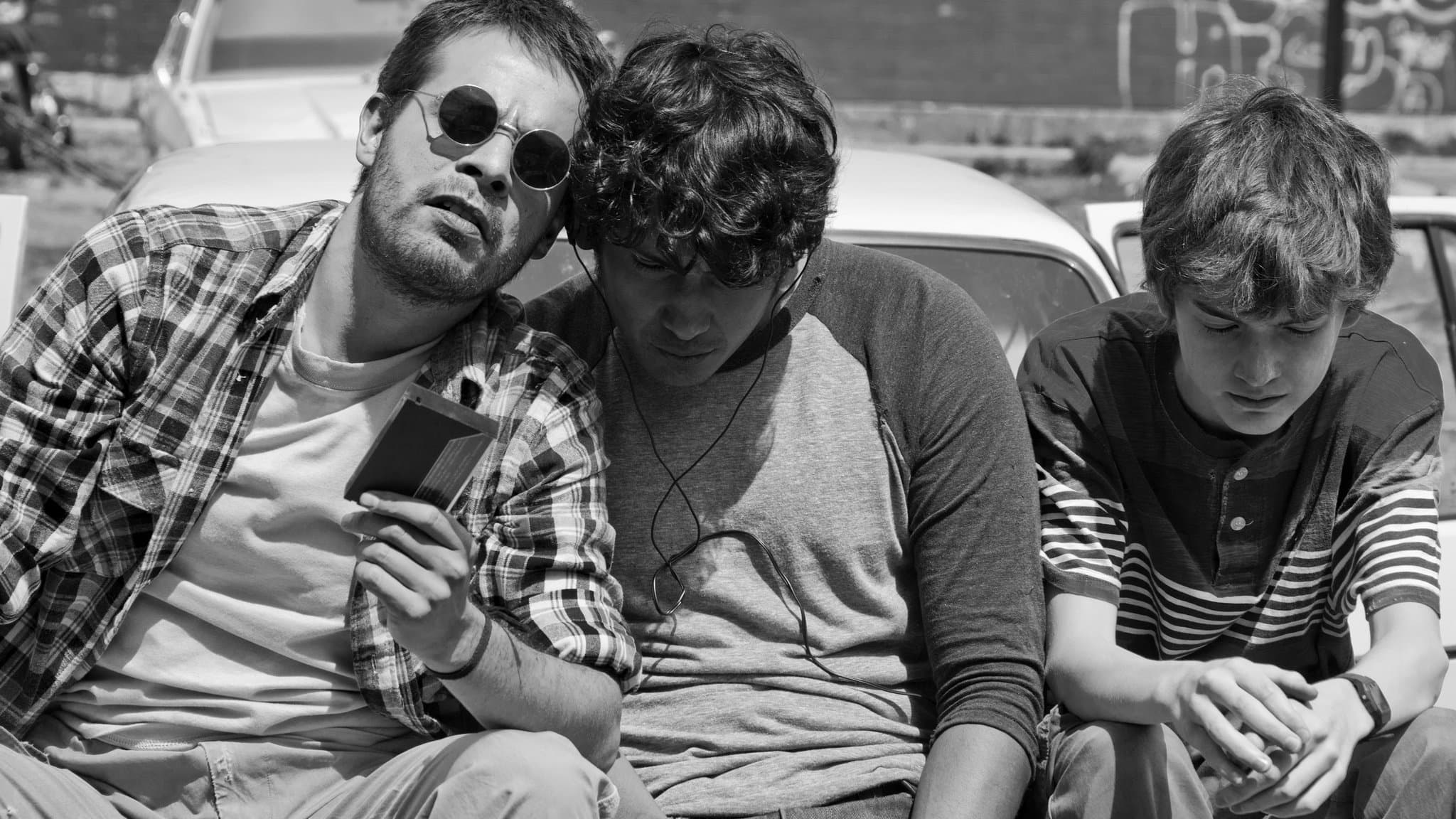 Güeros key art background