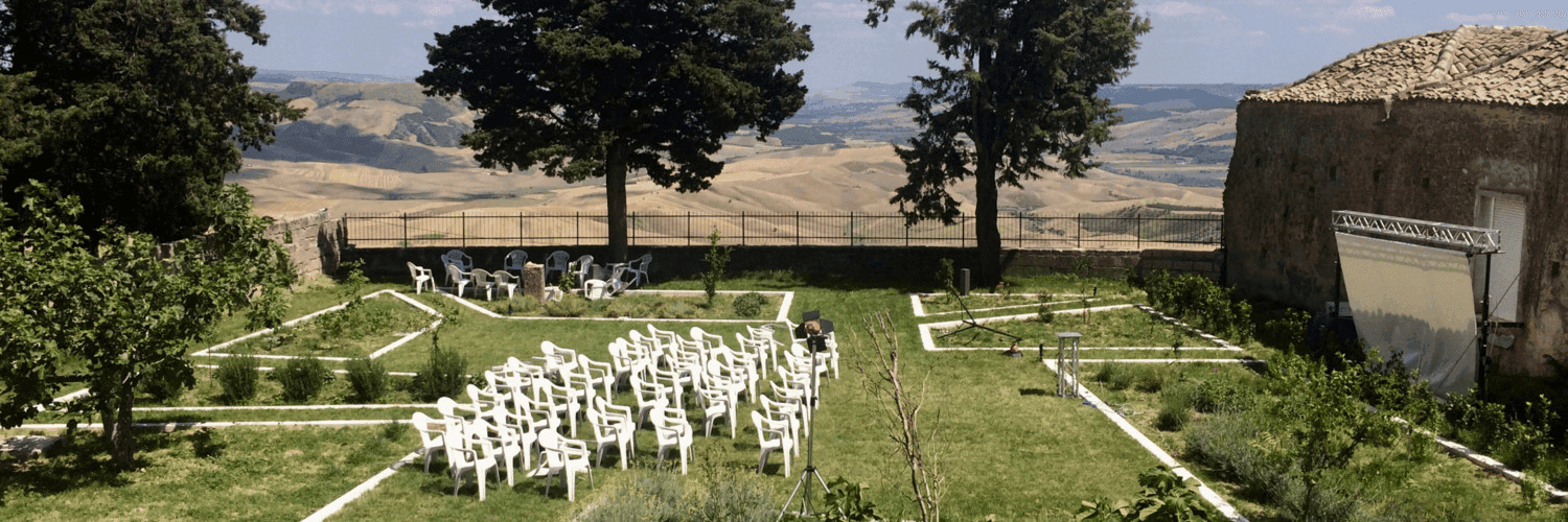 kYvdmIevBWMAJ5ygxhqPjdCDUs