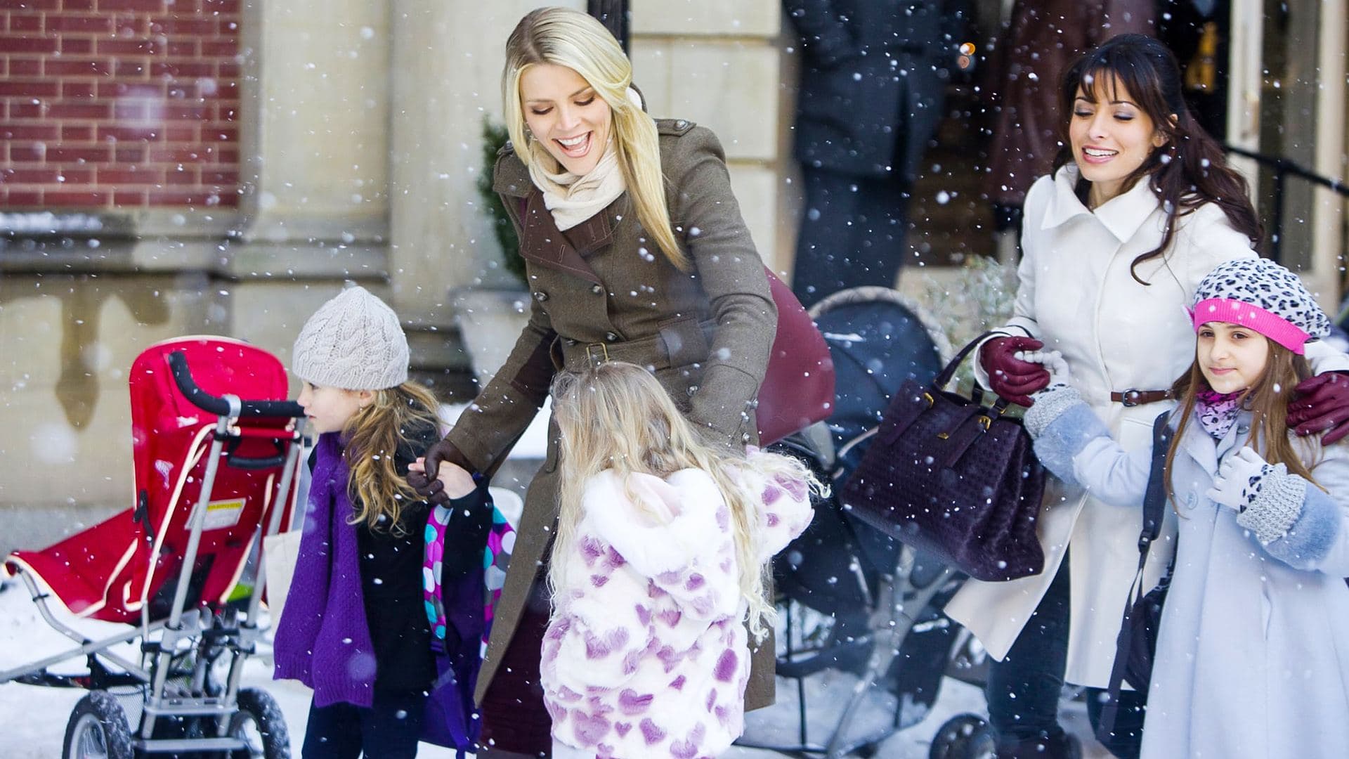 I Don't Know How She Does It key art