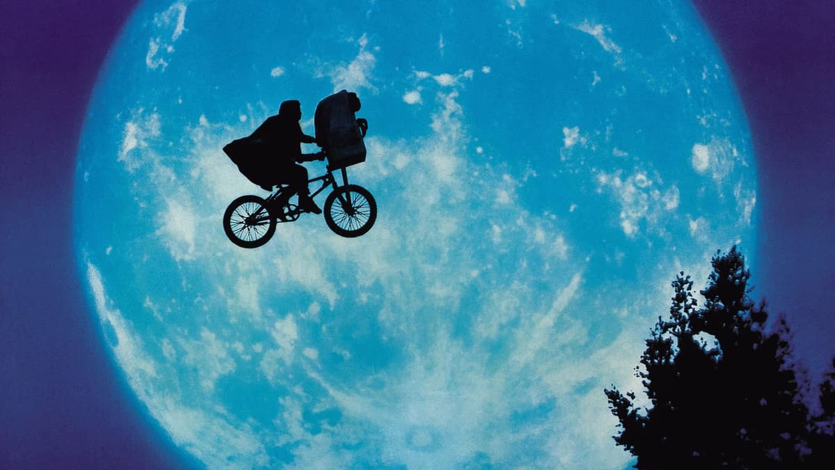 E.T. the Extra-Terrestrial key art background