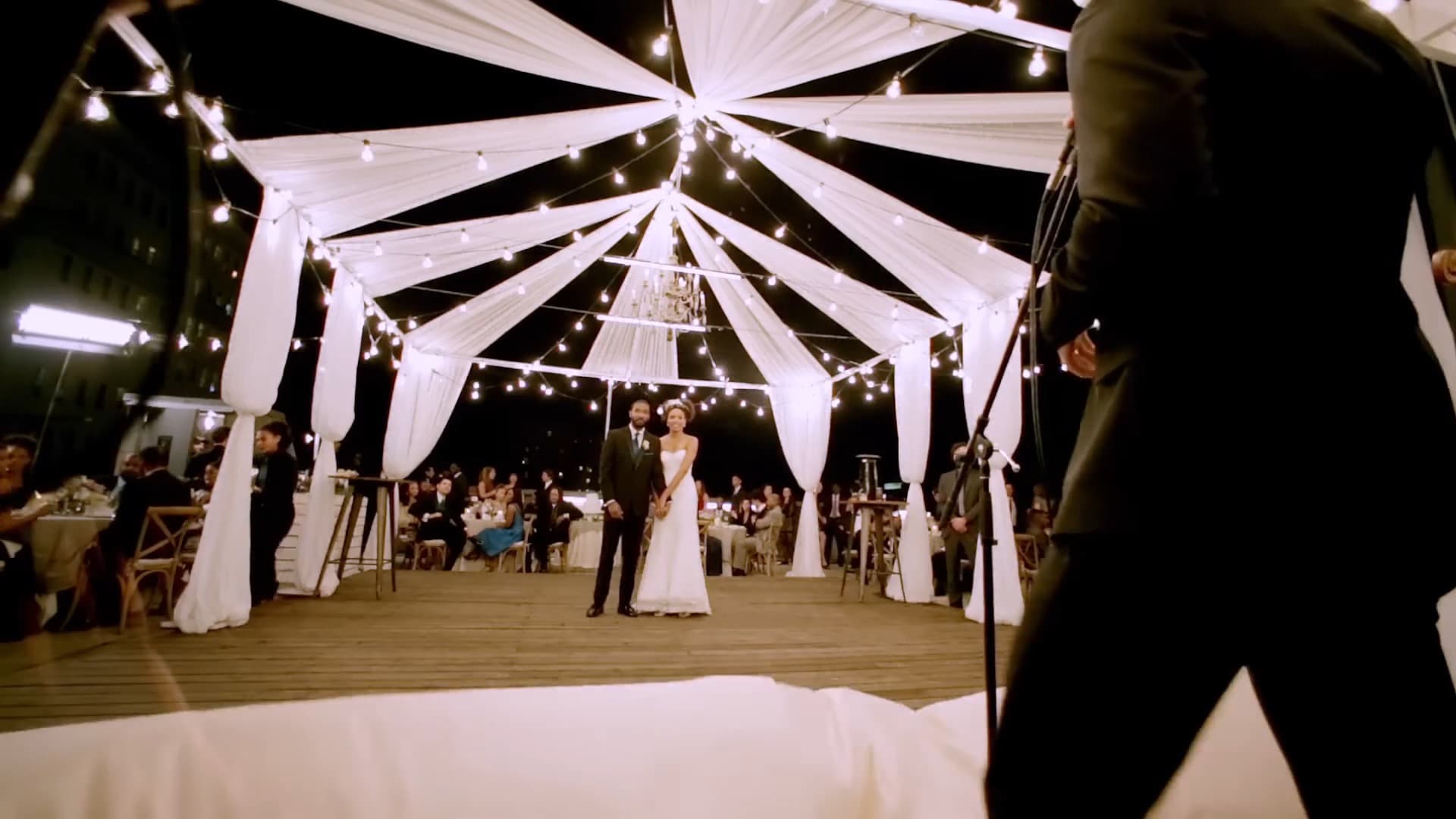 How to Start a Wedding Photography Business